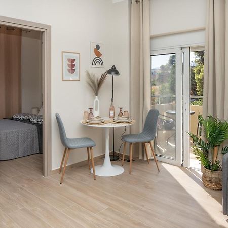 Studio 71!Charming Flat In Chania ハニア エクステリア 写真